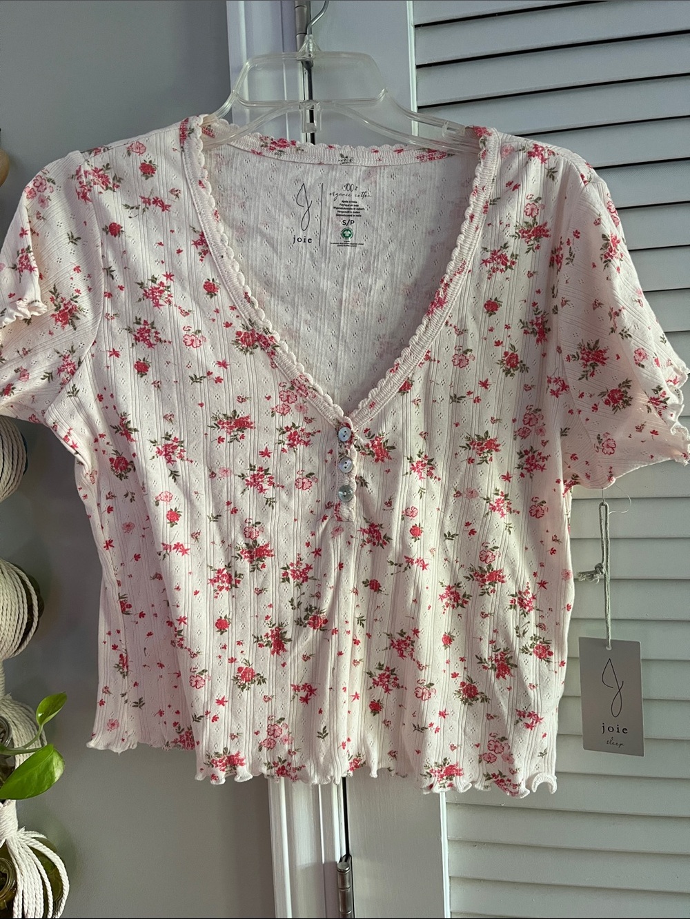 Joie White Pink Floral Ribbed V-Neck Crop Top